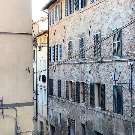 Casa Stella- A Due Passi Dal Corso Di Siena Exterior foto
